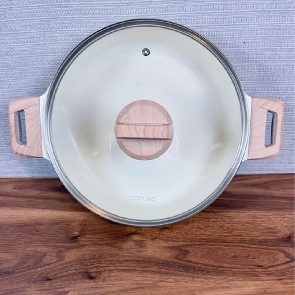 Carote Non-Stick Casserole Pot with Lid